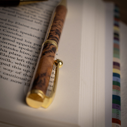 Slimline Pen Gifting Set – With Timber Display Case