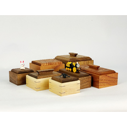Mitred Boxes with David Lim and Nicholas Elliott