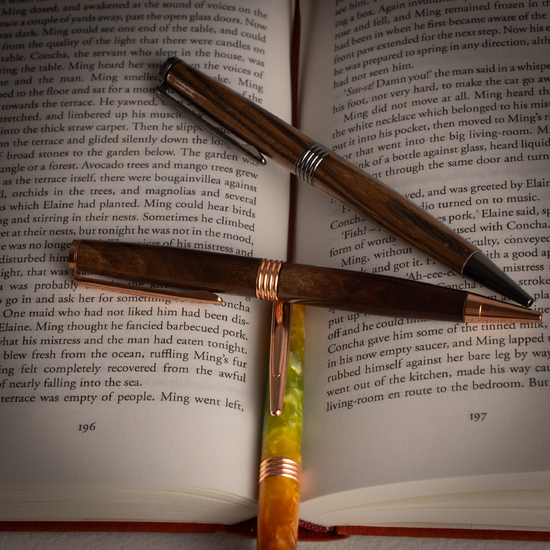 Broad Pen Gifting Set – With Timber Display Case