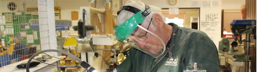 Mens Sheds and Woodworking Clubs