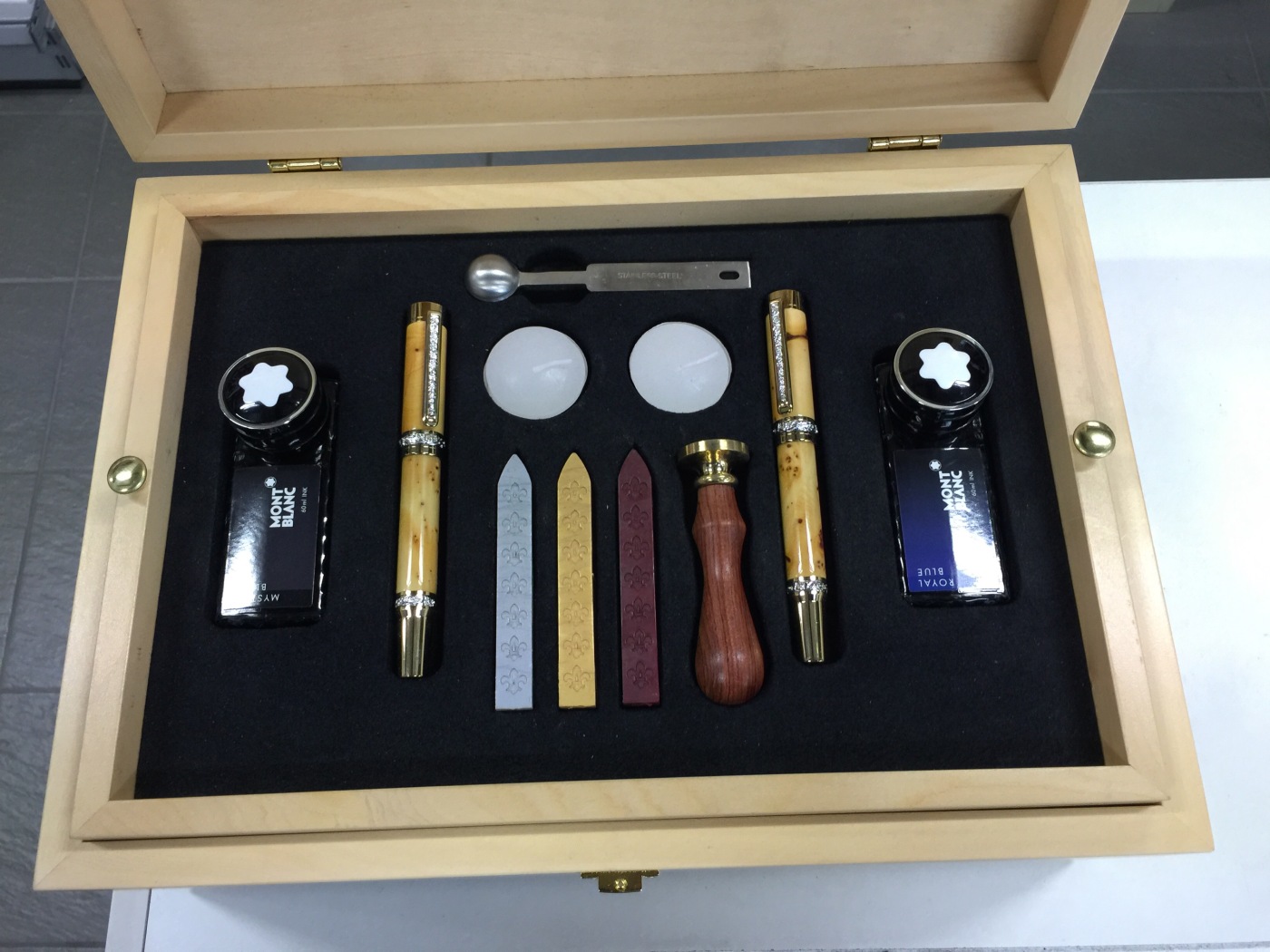 The document box now has a suede insert.